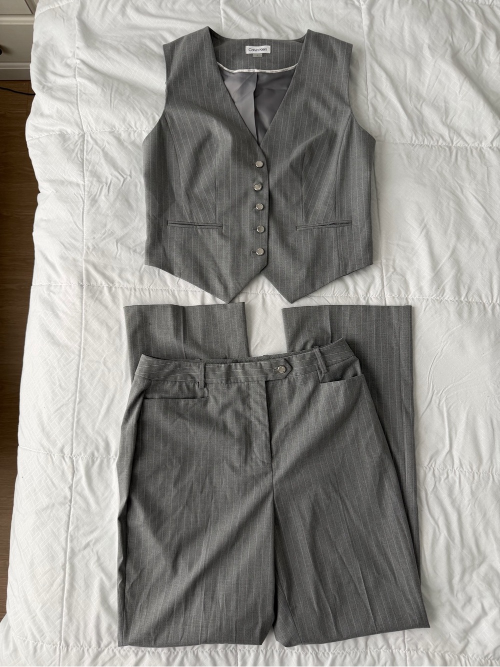 Calvin Klein Pinstripe Vest & Trouser Pantsuit Set Women’s 10 Gray Business Work